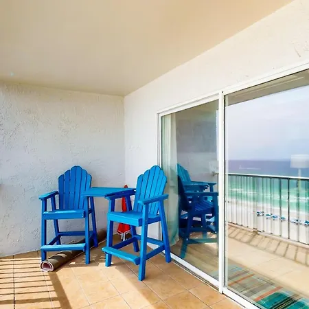 The Summit 1022 Apartment
